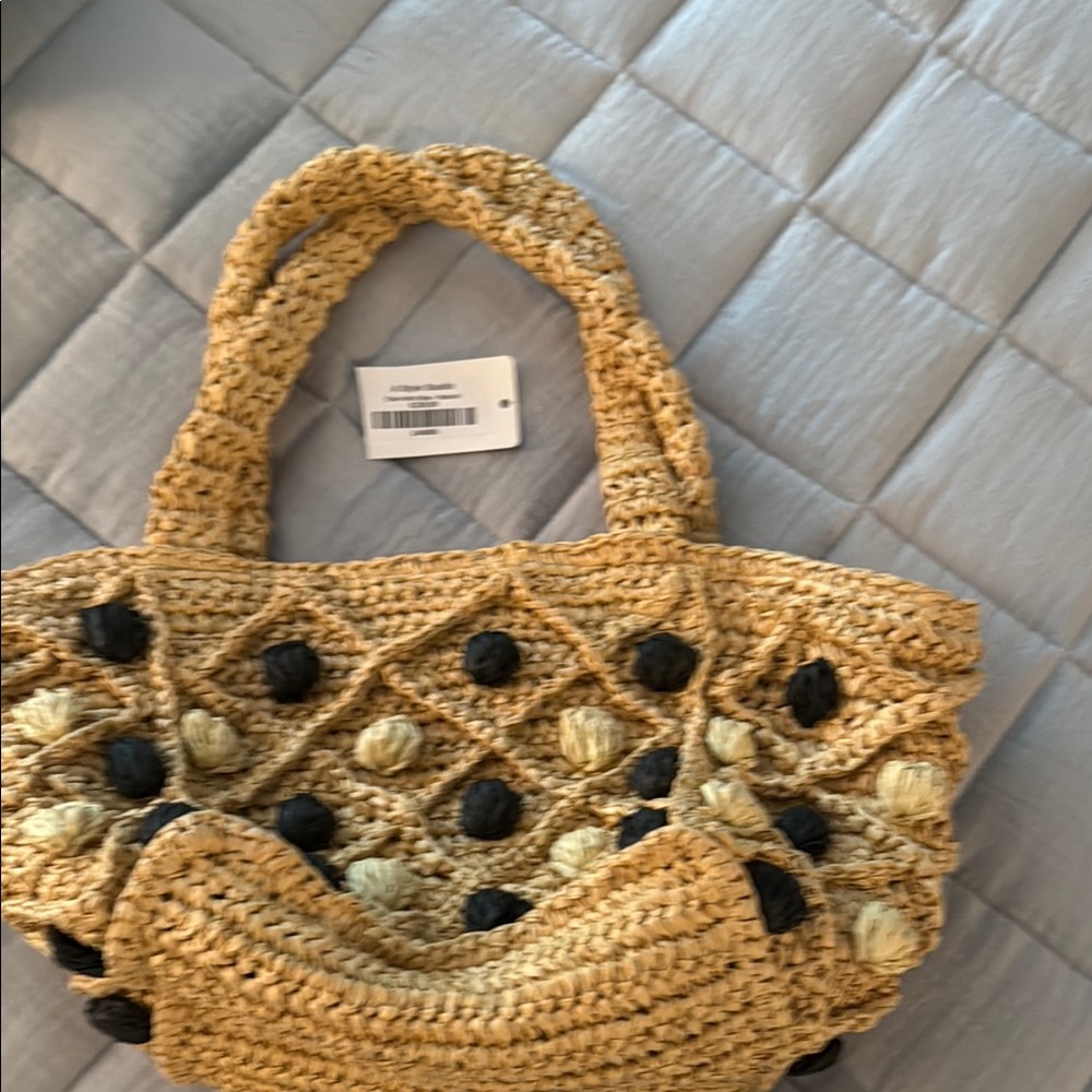 Chic Crochet Tote Bag - Tan and Black